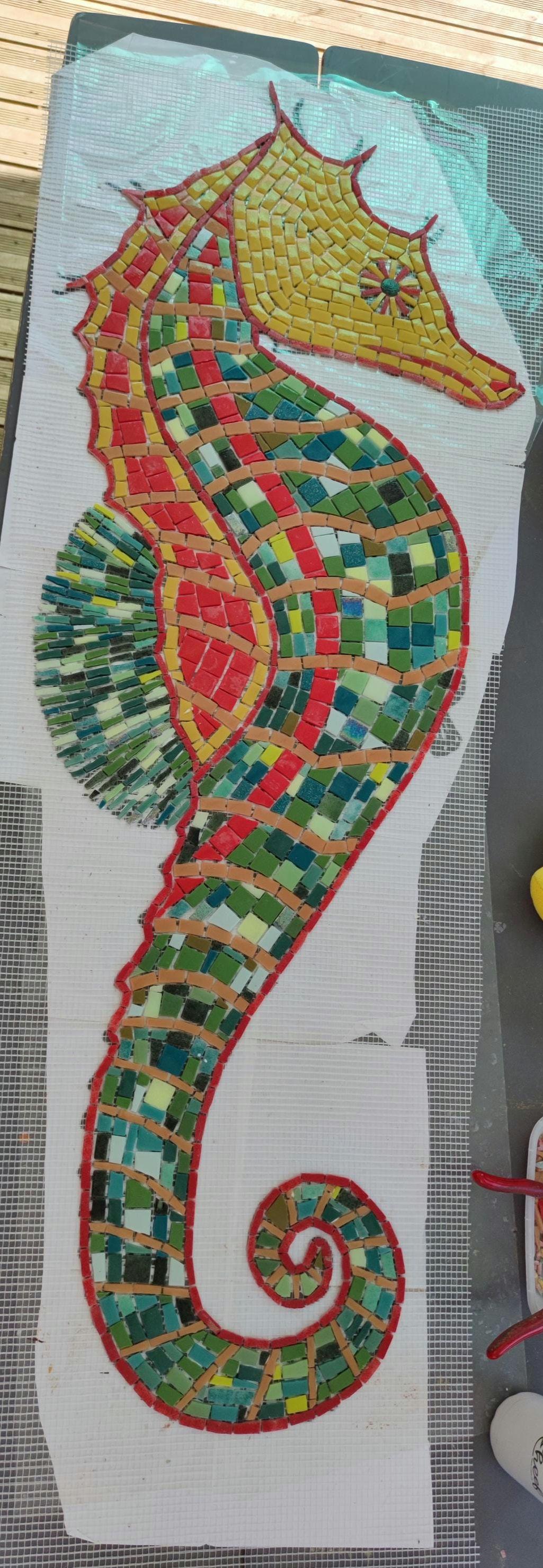 Hippocampe en mosaïque pour piscine- motif piscine
