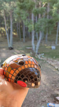 Coccinelle orange en mosaïque- sculpture extérieur