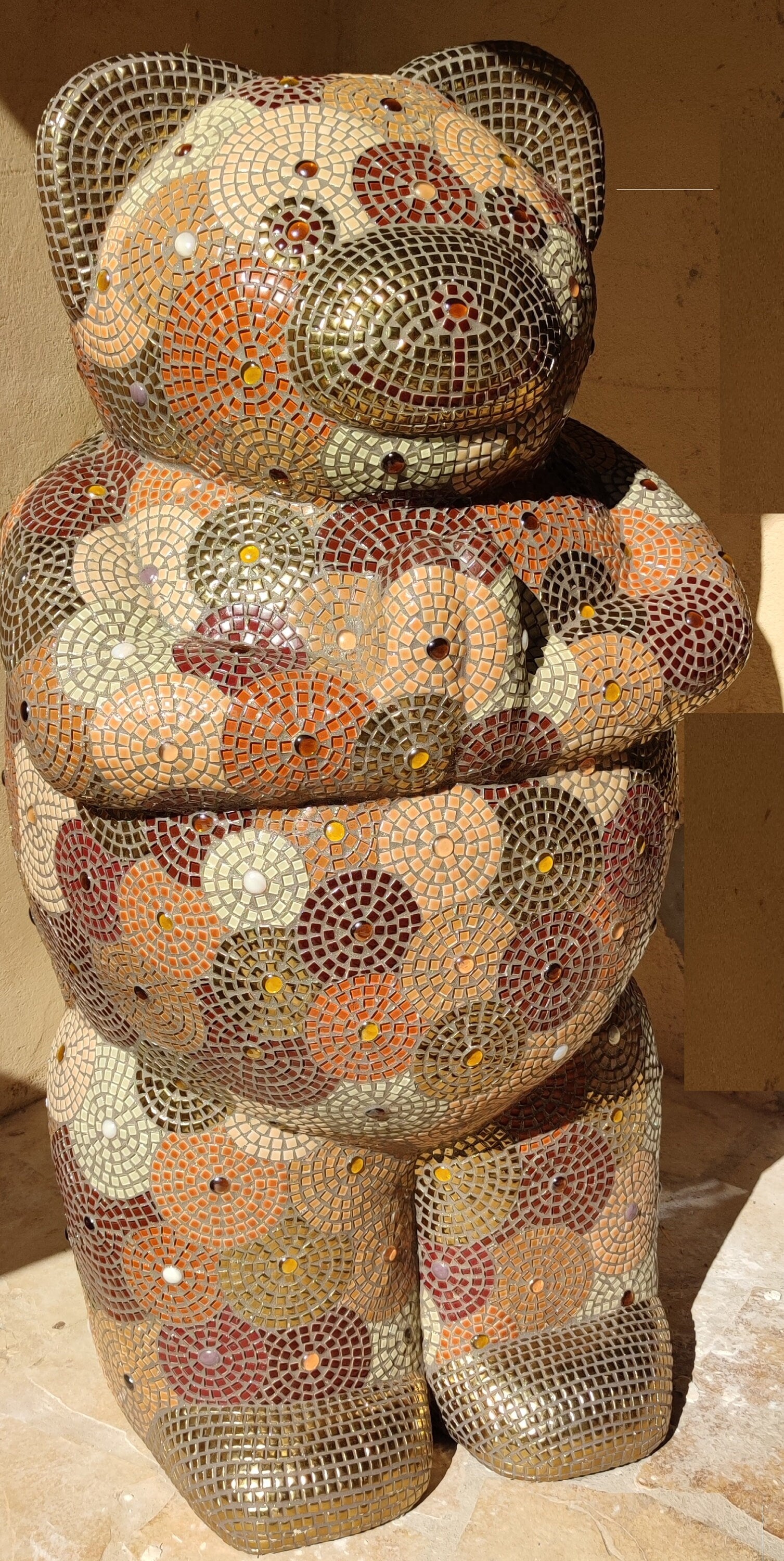 Sculpture mosaïque ours – art déco fait main en mosaïque & verre – pièce unique pour intérieur / extérieur / jardin