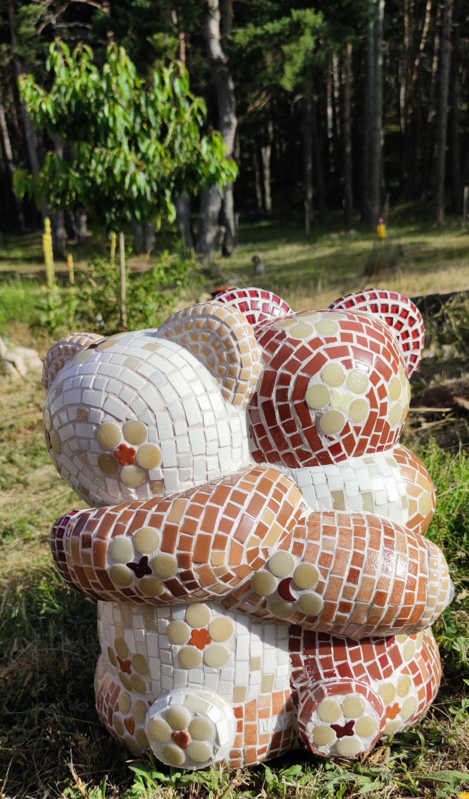 Sculpture mosaïque ours – art déco fait main en mosaïque & verre – pièce unique pour intérieur / extérieur / jardin