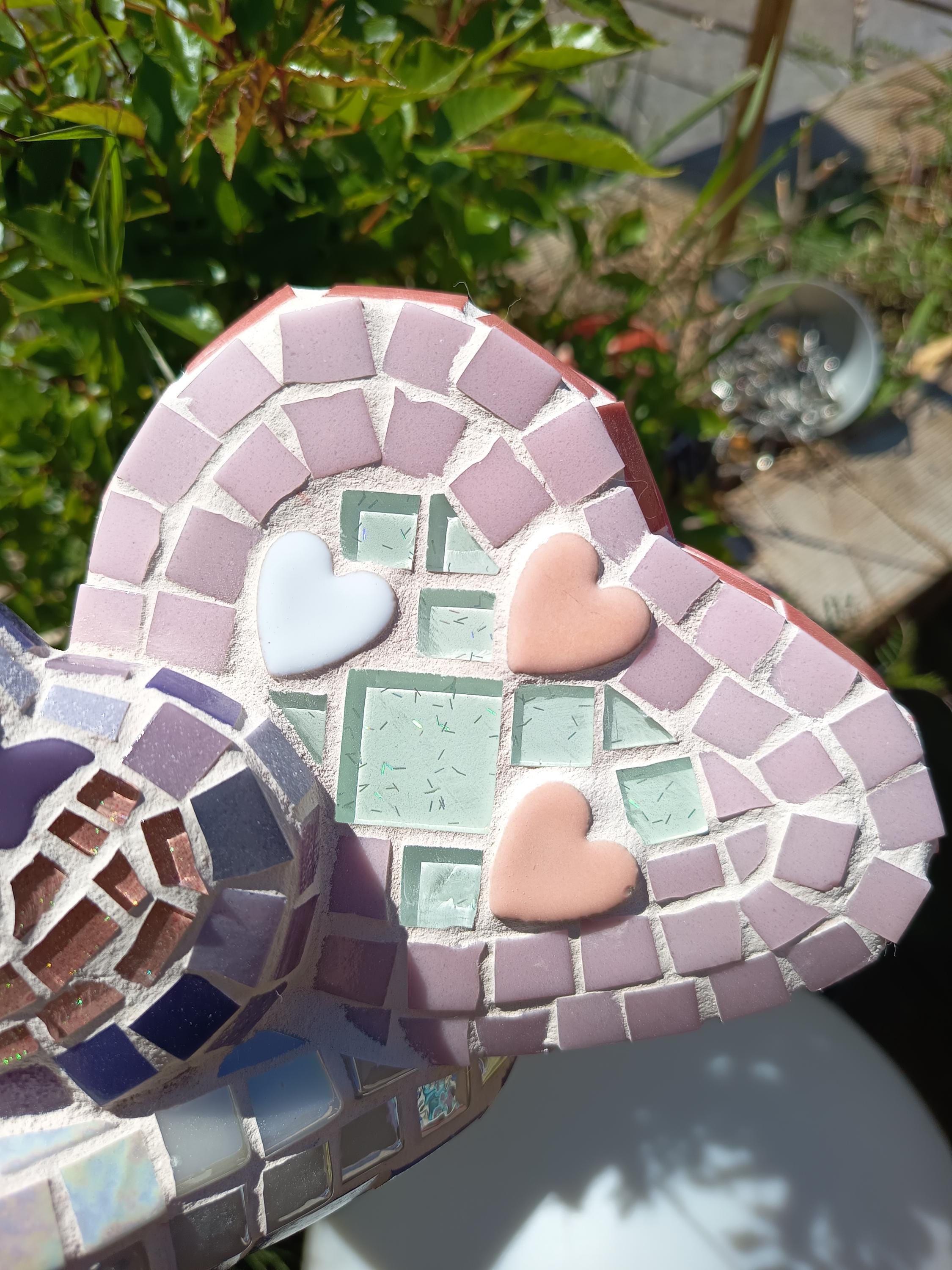 Cœur mosaïque rose pastel & lilas – Décoration féerique faite main – Univers doux et romantique