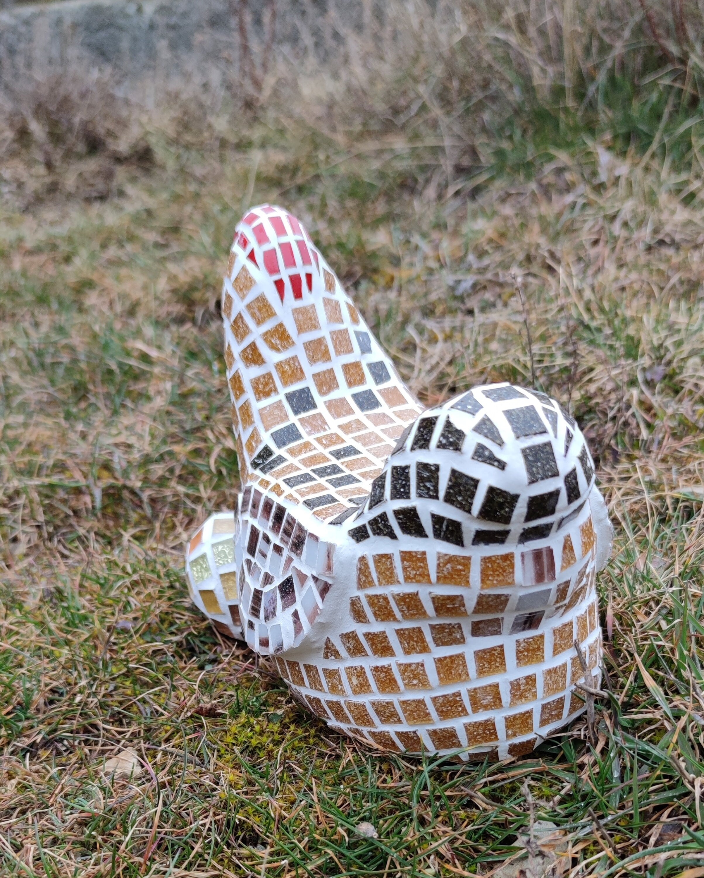 Kit mosaïque Poule rousse . kit mosaïque volume. kit de mosaïque 3D. kit cocotte en mosaïque a faire soi-même. kit créatif artisanal