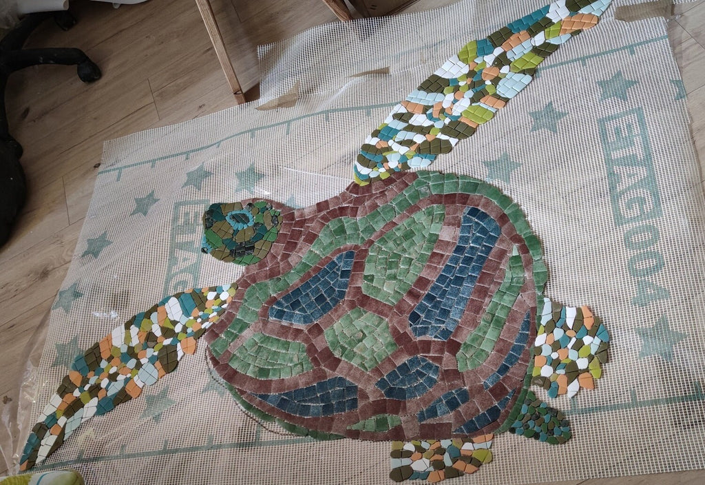 Tortue de mer en mosaïque pour piscine