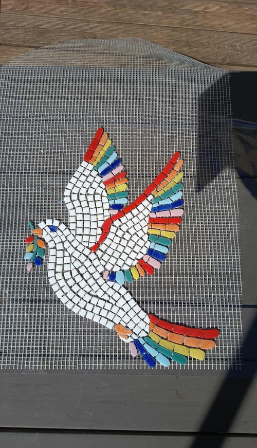 Colombe mosaïque faite main – Décoration murale colorée – Oiseau paix – Art mural