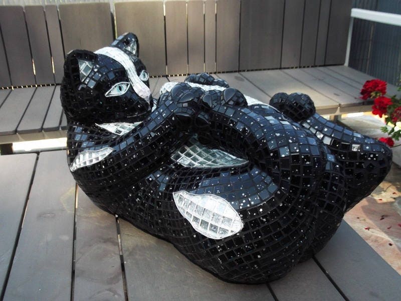 Sculpture mosaïque chat  – art déco fait main en mosaïque & verre – pièce unique pour intérieur / extérieur couvert