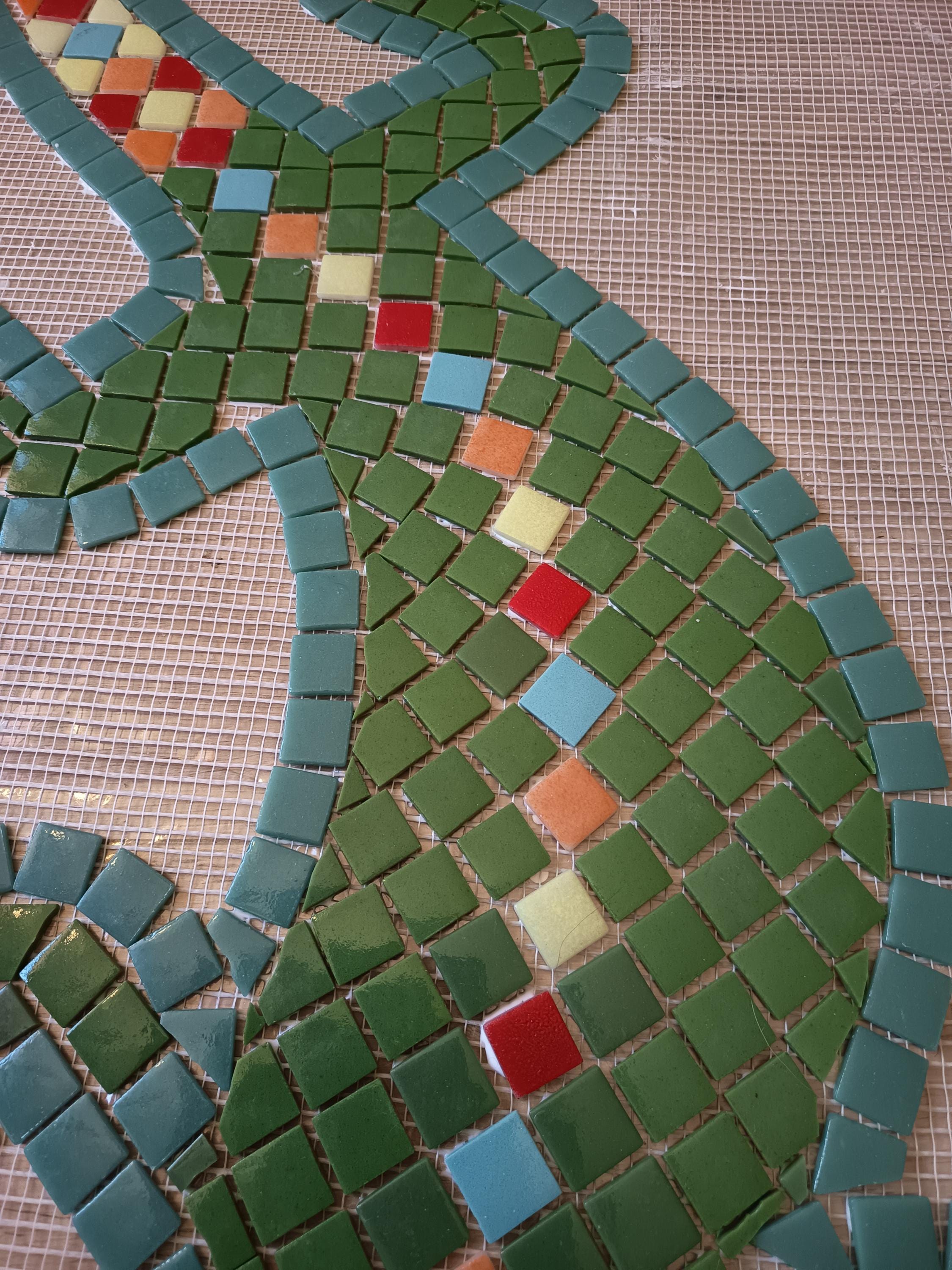 Salamandre pour piscine vert .mosaïque piscine