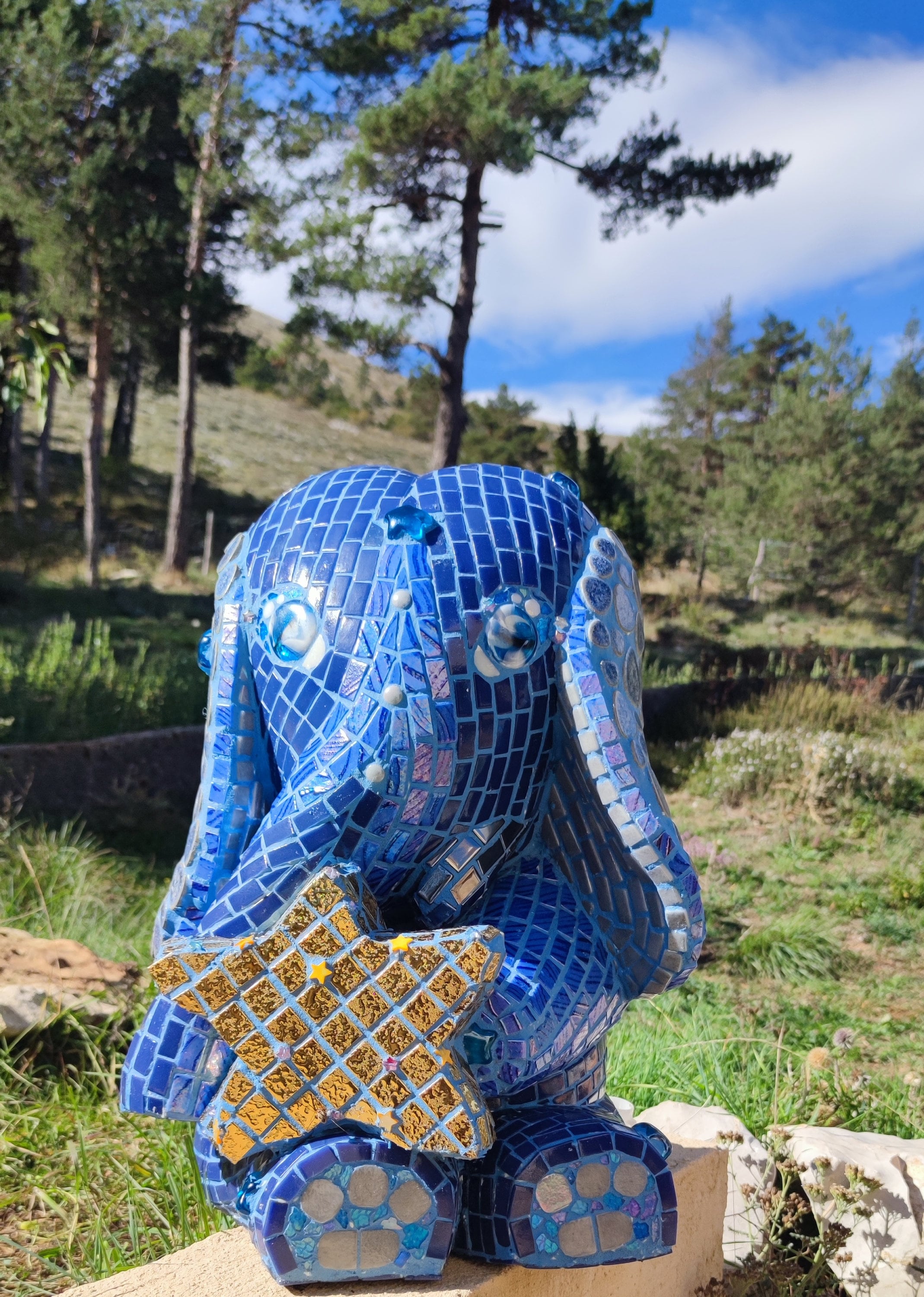 Sculpture éléphant céleste mosaïque – art déco fait main en mosaïque & verre – pièce unique pour intérieur / extérieur / jardin