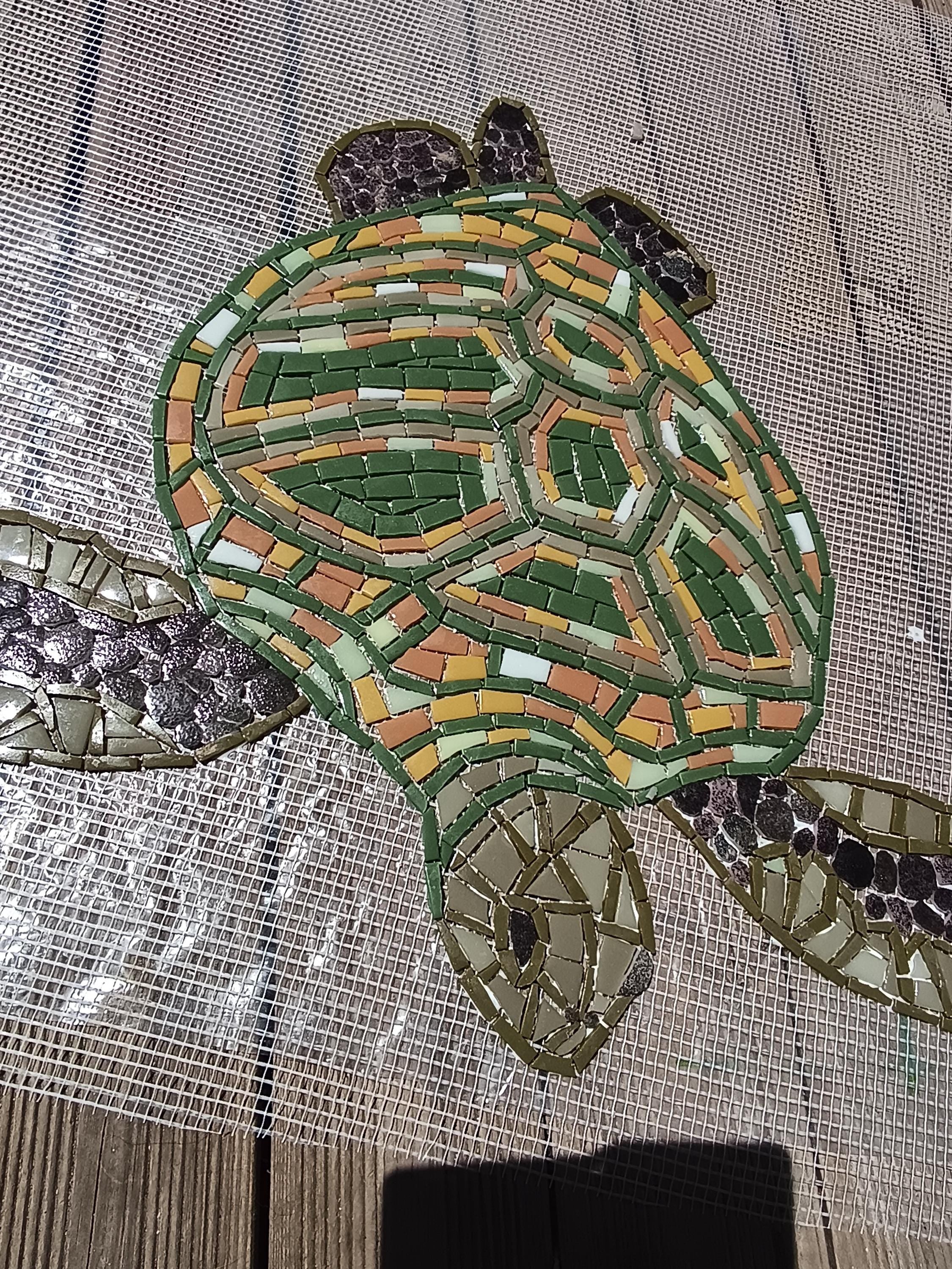 Tortue de mer en mosaïque pour piscine