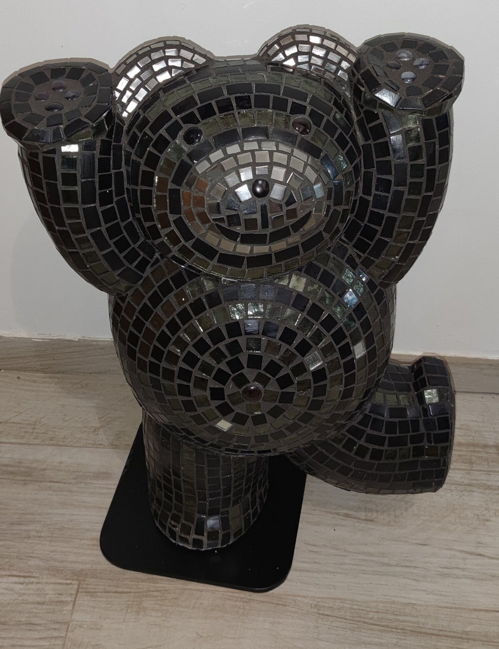 Sculpture mosaïque ours noir et argenté – art déco fait main en mosaïque & verre – pièce unique pour intérieur / extérieur / jardin