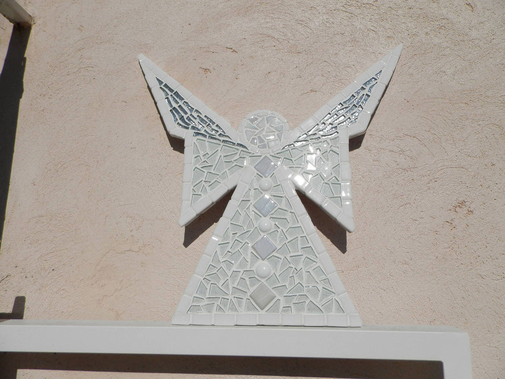 Ange mosaïque blanc et argenté  emaux de verre  vetrocristal