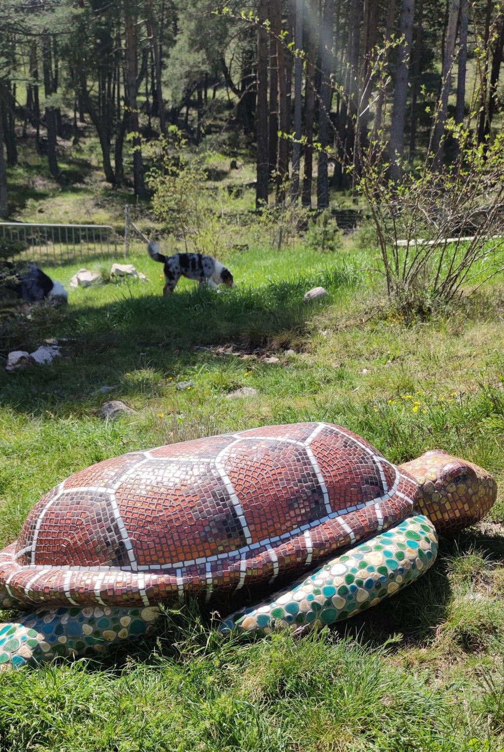 Sculpture mosaïque tortue – art déco fait main en mosaïque & verre – pièce unique pour intérieur / extérieur / jardin
