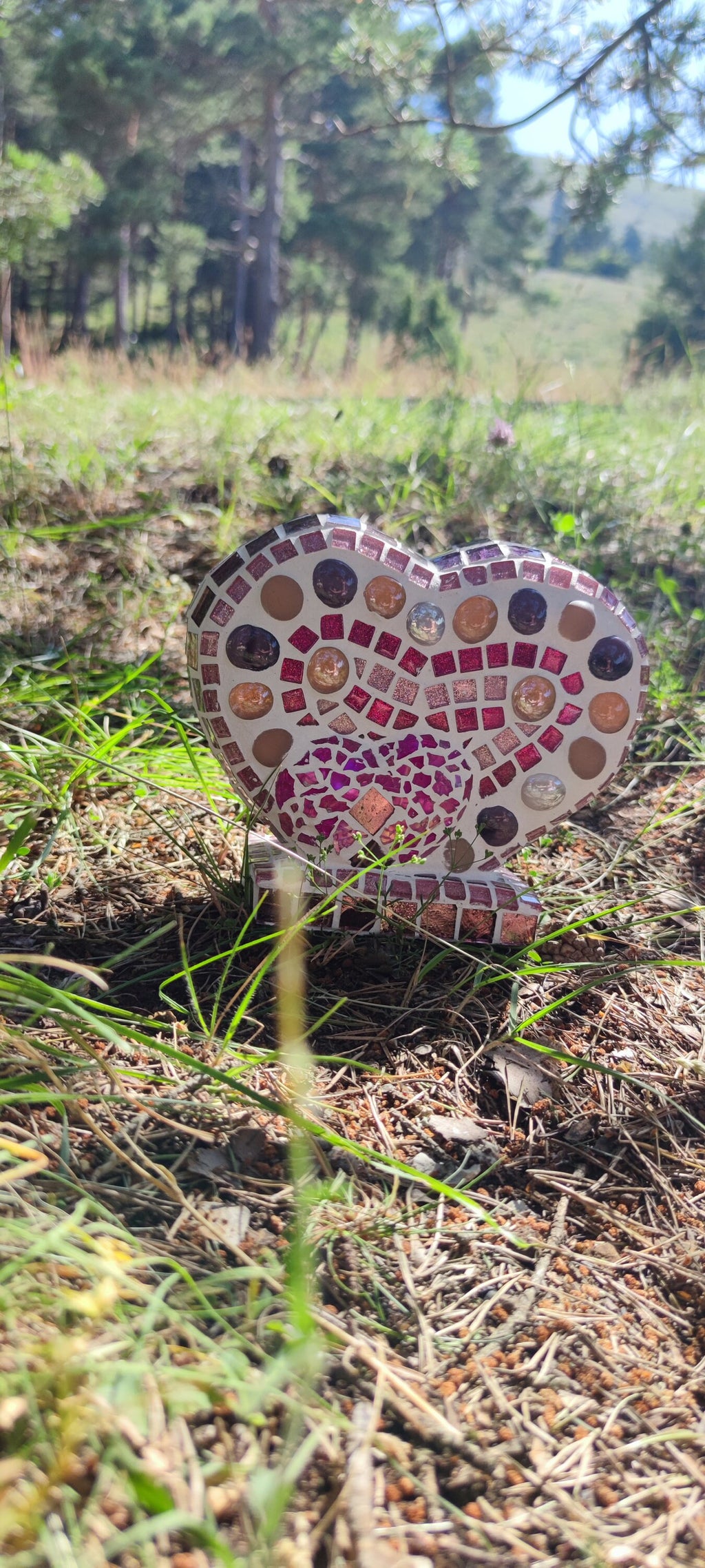 Sculpture mosaïque cœur rose – art déco fait main en mosaïque & verre – pièce unique pour intérieur / extérieur / jardin