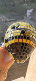 Coccinelle jaune en mosaïque- sculpture extérieur